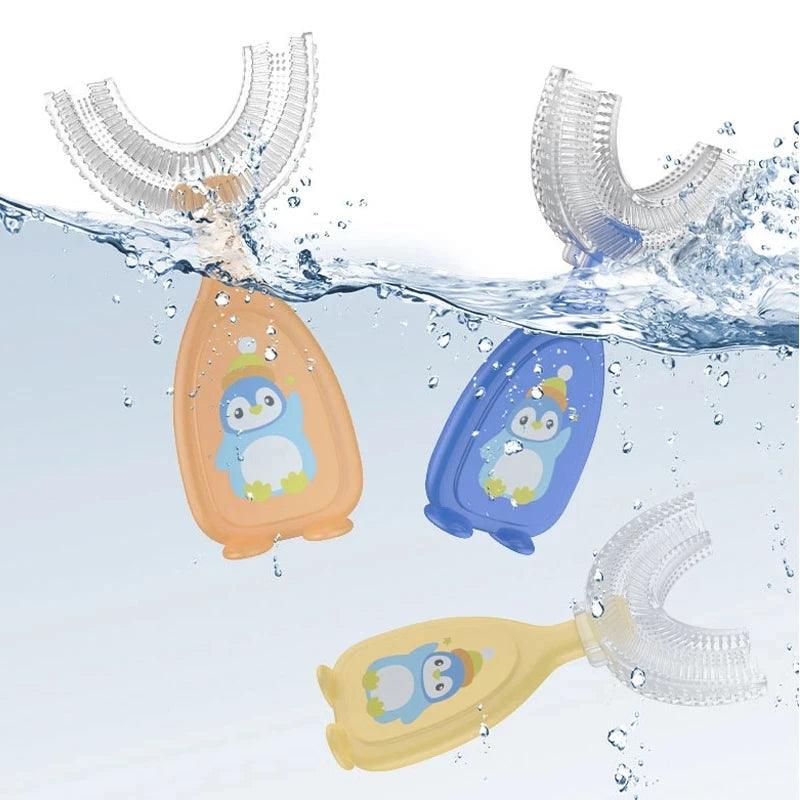 Comfortable U-shaped toothbrush for toddlers, featuring a non-slip handle and soft bristles to protect sensitive gums